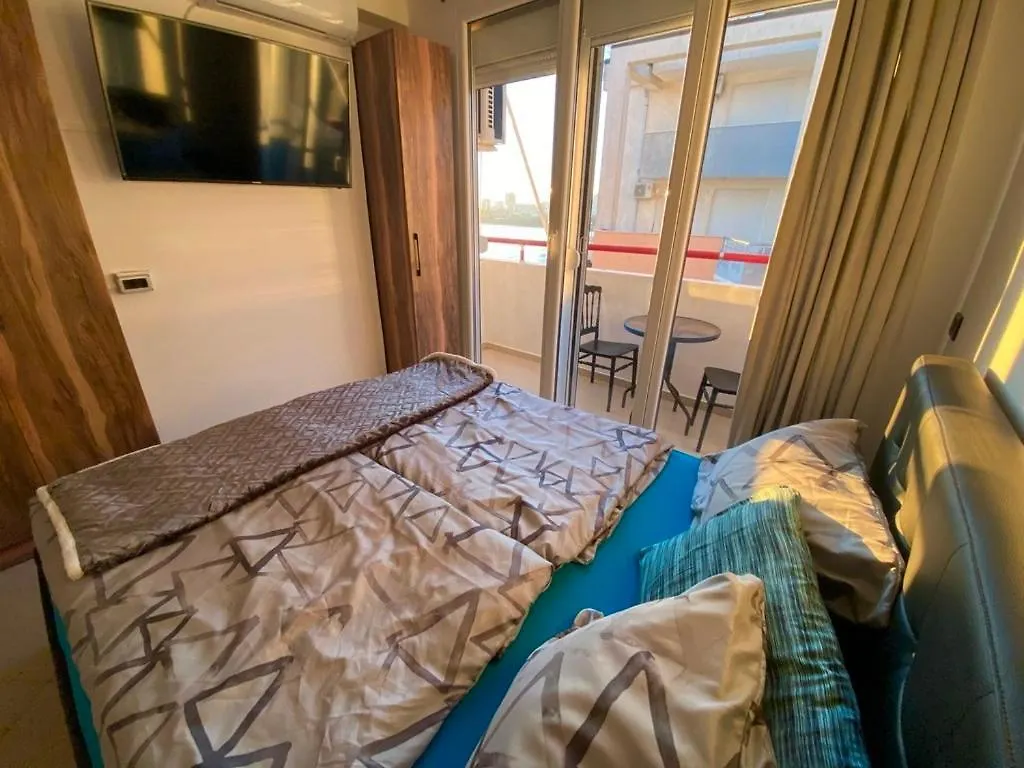 Modern Beachside Apartment 2 Durrës